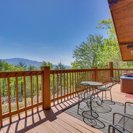 Smoky Mountain Vacation Rental Cabin With Hot Tub! Гатлинбург Экстерьер фото