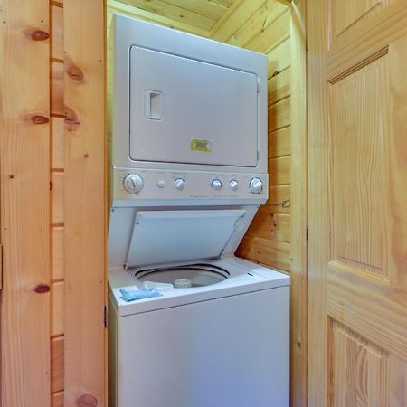 Smoky Mountain Vacation Rental Cabin With Hot Tub! Гатлинбург Экстерьер фото