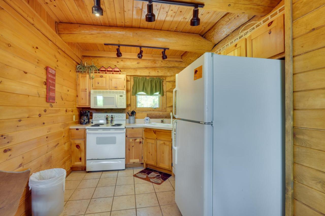 Smoky Mountain Vacation Rental Cabin With Hot Tub! Гатлинбург Экстерьер фото