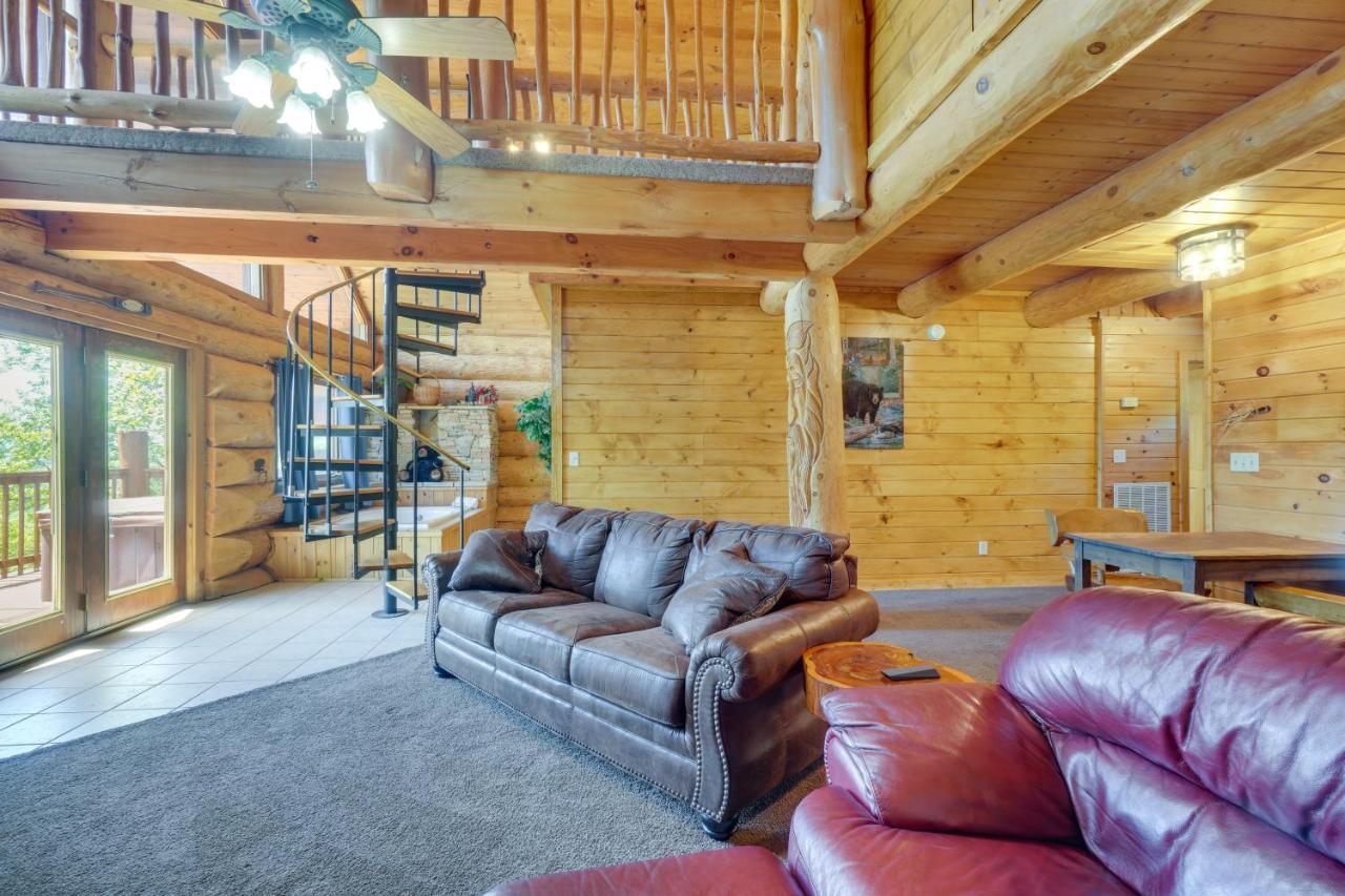 Smoky Mountain Vacation Rental Cabin With Hot Tub! Гатлинбург Экстерьер фото