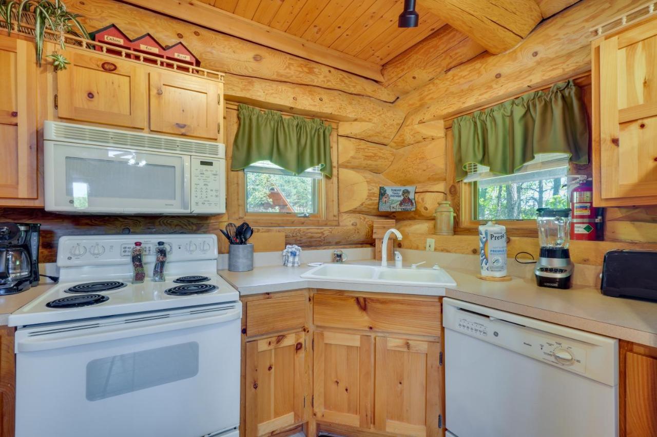 Smoky Mountain Vacation Rental Cabin With Hot Tub! Гатлинбург Экстерьер фото