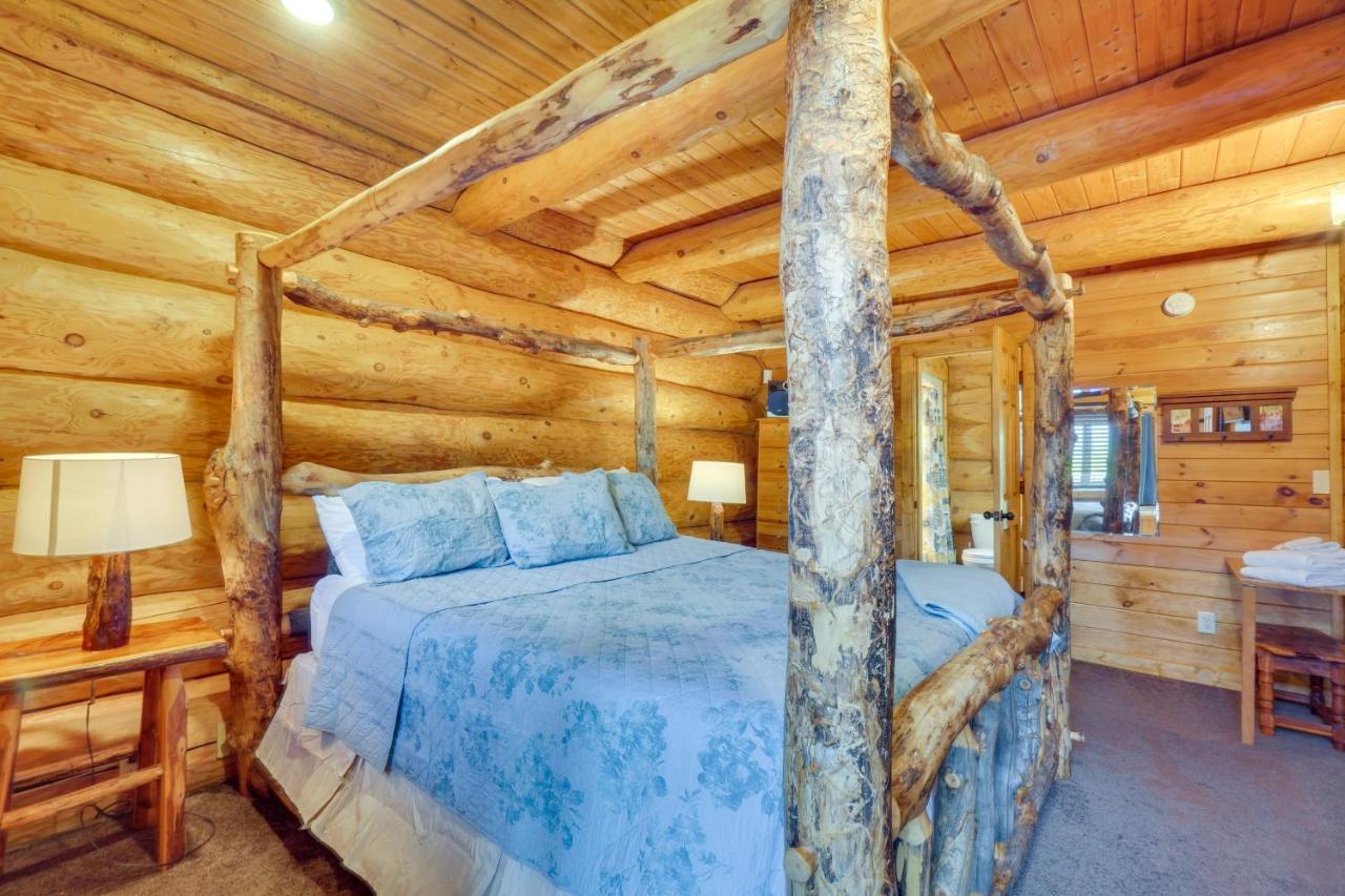 Smoky Mountain Vacation Rental Cabin With Hot Tub! Гатлинбург Экстерьер фото